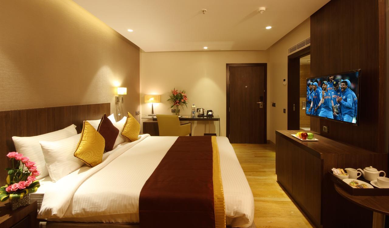 Hotel Fidalgo Пуне Екстер'єр фото