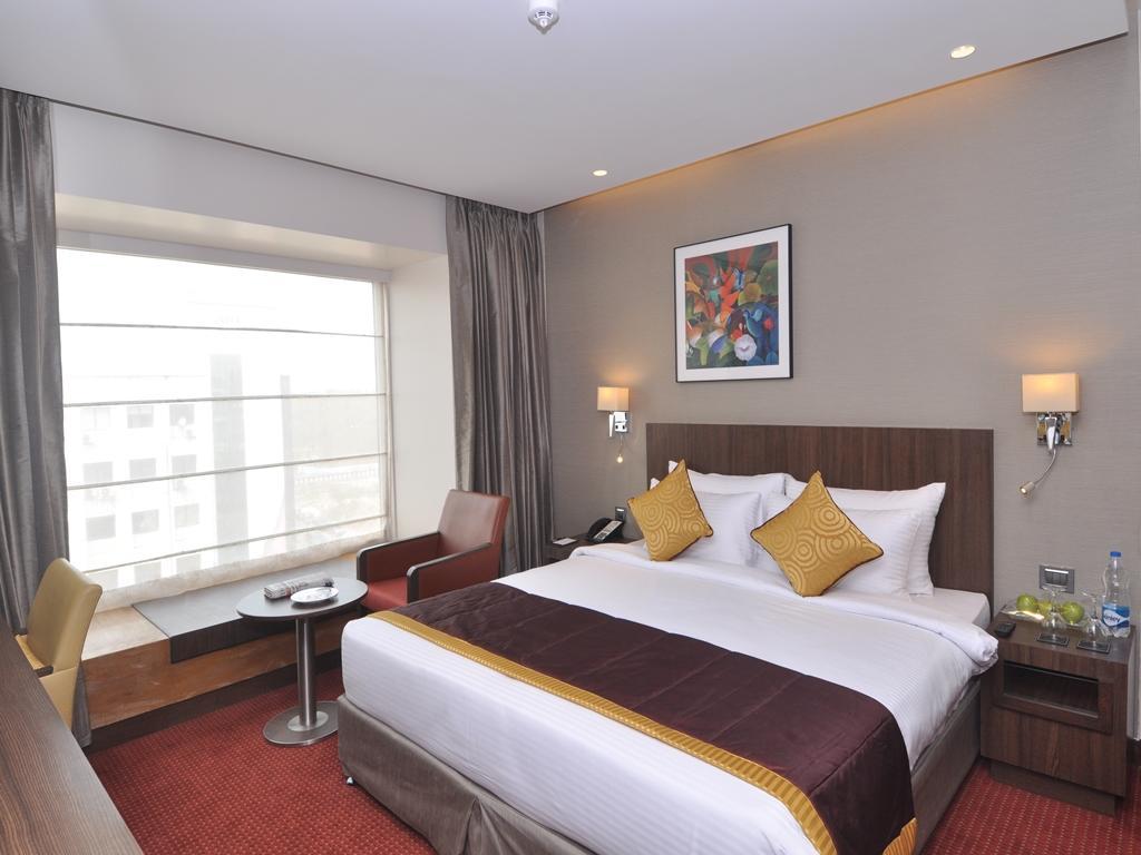 Hotel Fidalgo Пуне Екстер'єр фото